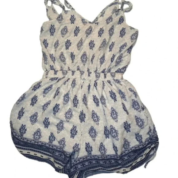 Hollister  romper xs - Picture 2 of 8